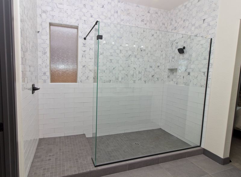 Large Tile Patterns in a Walk-in Shower